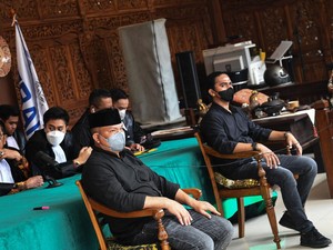 Kejutan Vonis Lepas Bagi 2 Polisi di Kasus Penembakan Laskar FPI