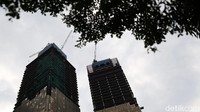 Gedung ini diklaim sebagai gedung pertama yang terhubung langsung dengan stasiun MRT.