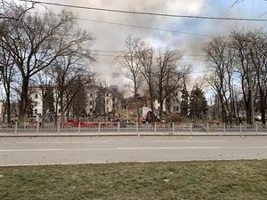 Teater Mariupol Hancur Digempur Rusia, Pencarian Korban Dilakukan