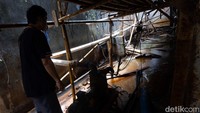 Suku Dinas Sumber Daya Air Jakarta Selatan mengerahkan pompa untuk mempercepat menyedot banjir.