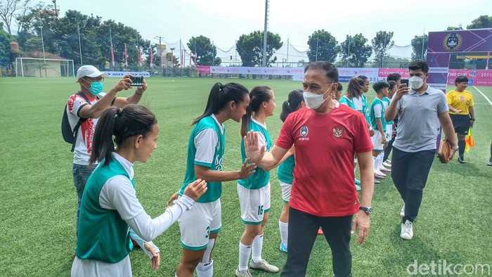 Ketum PSSI Mochamad Iriawan saat membuka Piala Pertiwi.