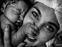 Bikin Merinding dan Nangis! Ini Karya Jawara Kontes Foto Persalinan
