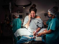 Bikin Merinding dan Nangis! Ini Karya Jawara Kontes Foto Persalinan