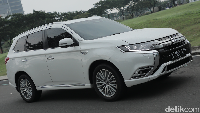 Salah satu mobil terbaru tahun 2022 adalah Mitsubishi Outlander PHEV 7-Seater. Produk tersebut merupakan model anyar dibanding yang saat ini dijual di Indonesia. Faisal Fahriansyah/detikcom