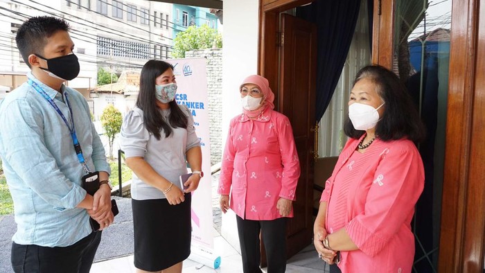 Menyambut Hari Ulang Tahun yang ke 40 tahun, PT Wahana Ottomitra Multiartha Tbk (“WOM Finance”) memberikan dukungan kepada perempuan pengidap kanker. Dukungan tersebut diwujudkan melalui donasi yang diberikan kepada Yayasan Kanker Payudara Indonesia (YKPI) pada Kamis (17/3).