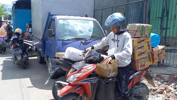 Pembelin minyak goreng di Sampang dibatasi hanya 5 liter per orang