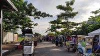 Di kawasan Kelapa Gading, Jakarta Utara ada satu pusat kuliner yang sudah terkenal. Pusat jajanan ini dikenal dengan sebutan PSB Kelapa Gading. Foto: detikFood/Devi S. Lestari