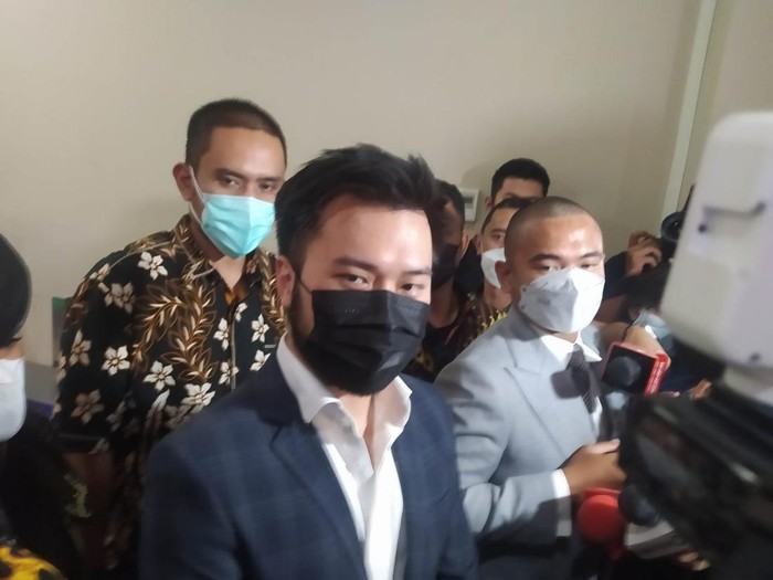 Rudy Salim usai diperiksa Bareskkrim Polri (Adhyasta-detikcom)
