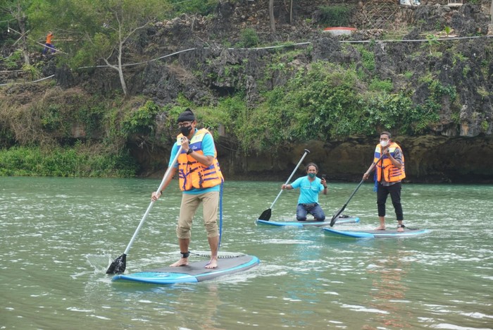 Sandiaga di Desa Wisata Sendang Pacitan