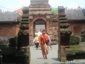 Jelang Ramadan, Makam Sunan Kudus Ramai Didatangi Peziarah