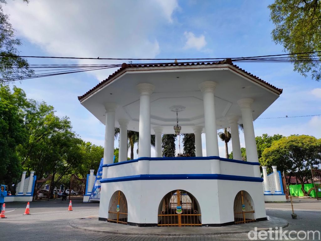 Babancong Garut.
