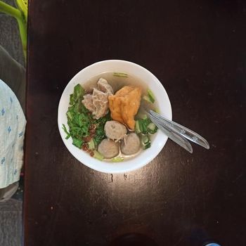 Bakso langganan artis