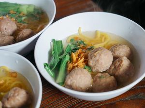 5 Tempat Makan Bakso Enak yang Buka di Hari Lebaran