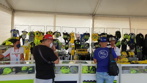 Booth VR46 merchandise di Sirkuit Mandalika