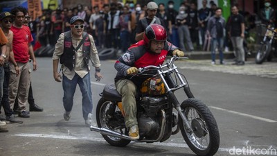 Bukan Mandalika, Motor-motor Klasik ini Balapan di Ancol