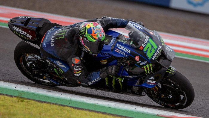 Monster Energy Yamaha MotoGPs Italian rider Franco Morbidelli competes during the free practice session for the Indonesian Grand Prix MotoGP race at the Mandalika International Circuit at Kuta Mandalika in Central Lombok on March 18, 2022. (Photo by BAY ISMOYO / AFP)