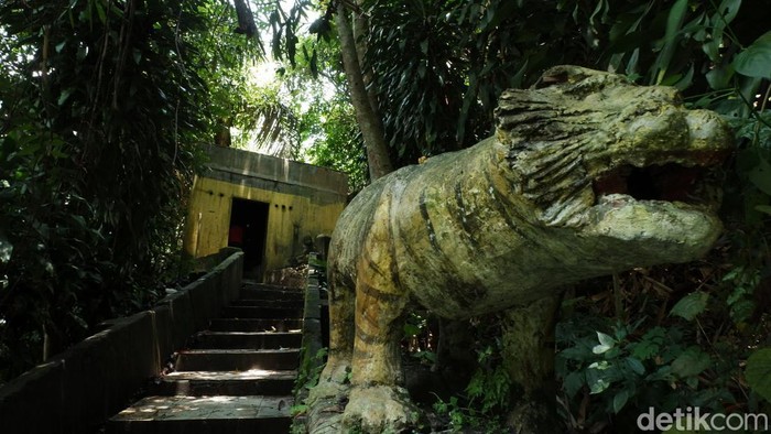 Gua Kutamaneuh.
