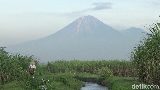 10 Gunung Tertinggi Indonesia, Dua Ada di Jatim