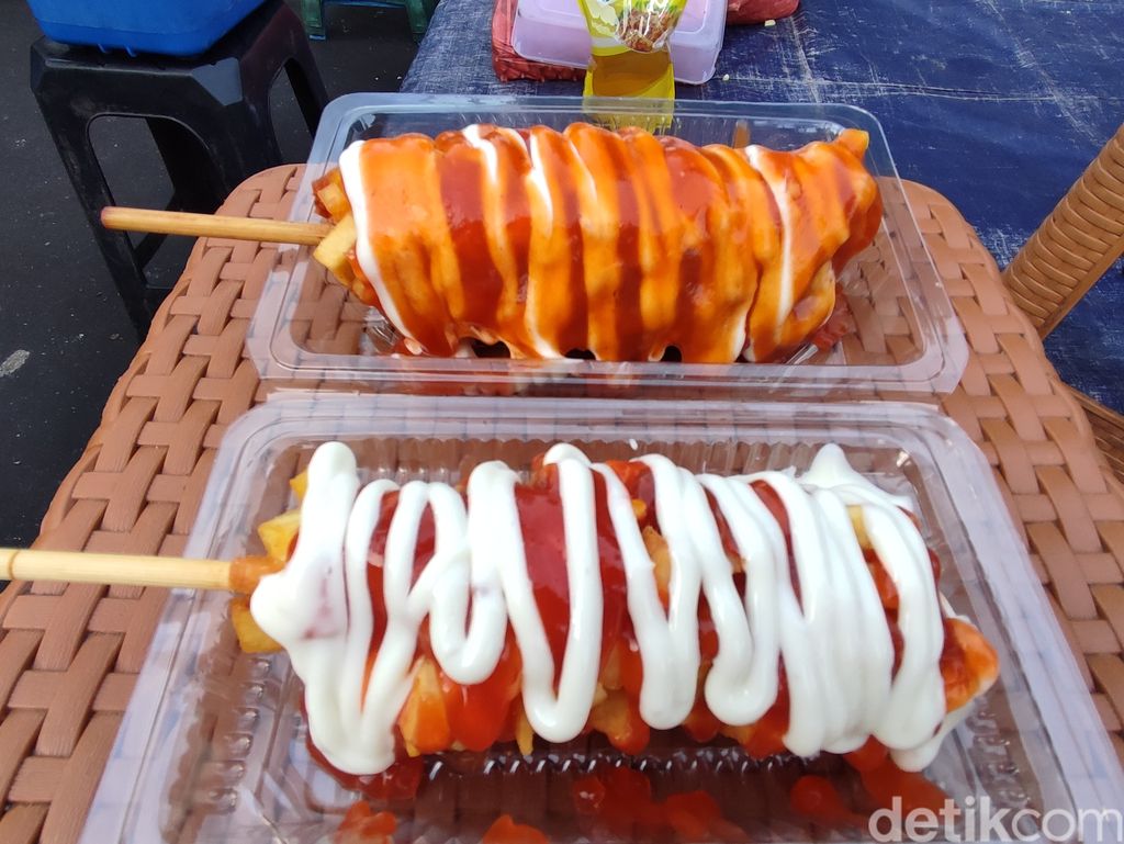 Hotang Racikan Gadis Cantik di Pusat Jajanan PSB Kelapa Gading