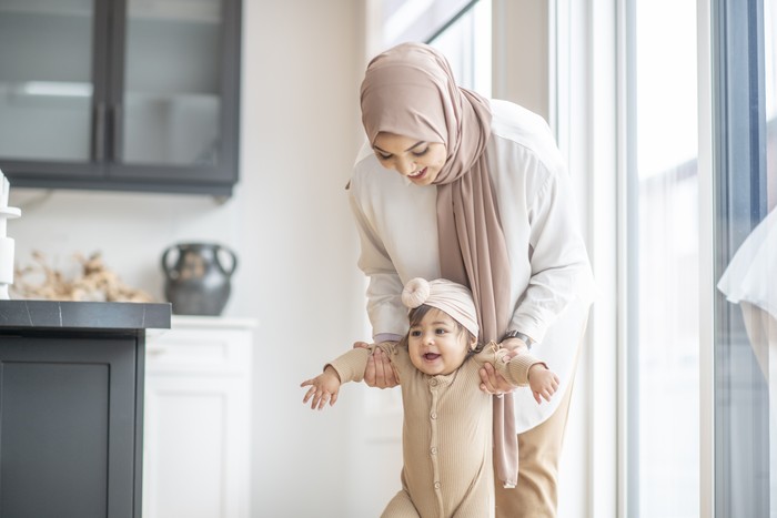 30 Nama Bayi Perempuan Islami 3 Kata Yang Modern Dan Universal
