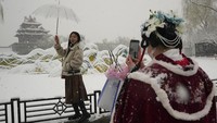 Disebut Kota Terlarang karena sebelumnya lokasi yang berada di Kota Beijing ini, hanya boleh dikunjungi oleh keluarga kerajaan.  