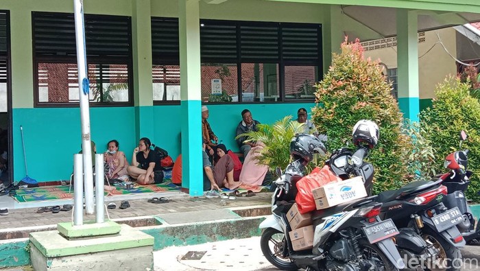 Korban kebakaran maut Cipete, Jaksel, mengungsi ( Annisa Rizky Fadhila/detikcom)