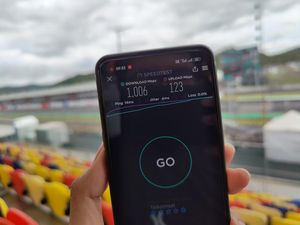 Uji 5G Reno7 Z di Sirkuit MotoGP Mandalika Tembus 1 Gbps
