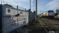 Dia menyebut sebelum penutupan resmi pihaknya akan membangun akses untuk pejalan kaki terlebih dahulu.  