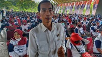 Dalam kegiatan tersebut dihadiri sekitar 1.600 relawan.  