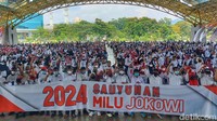 Relawan Presiden Joko Widodo (Jokowi) se-Bandung Raya menggelar silahturahmi di Dome Bale Rame Gedung Budaya Sabilulungan Soreang, Kabupaten Bandung, Sabtu (19/3/2022).   