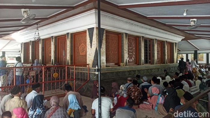 Suasana makam Sunan Kalijaga Raden Sahid Demak, Jumat (18/3/2022).