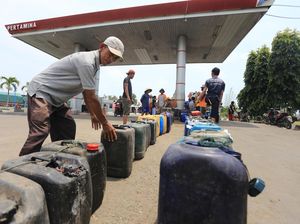 Warga Jambi Ngeluh Sulit Dapat BBM, Partamina Pastikan Distribusi Jalan Terus