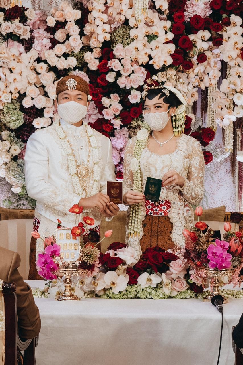 Akad Nikah Putri Tanjung dan Guinandra Jatikusumo digelar di kediaman keluarga Chairul Tanjung, Minggu (20/3/2022).