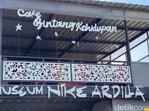 Mengunjungi Museum Nike Ardilla, Kenang 27 Tahun Kematian