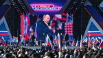 Ekspresi Vladimir Putin Saat Rayakan 8 Tahun Rusia Merebut Krimea