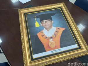 Apa Urusan DI hingga Kirim Tamu untuk Tembak Mati Rektor UNS Parmanto?