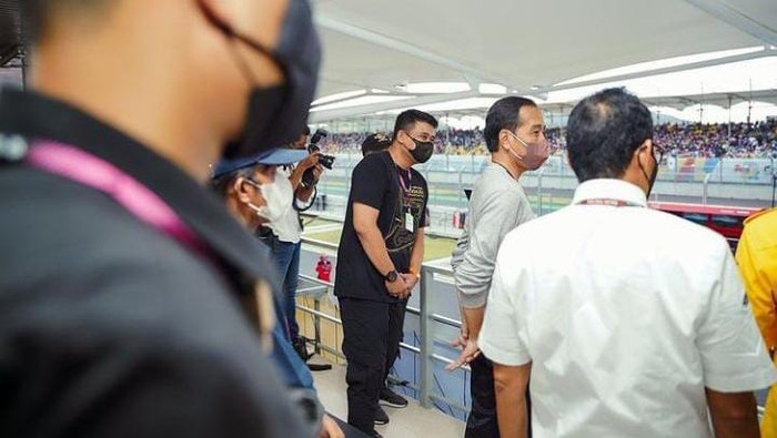 Foto: Wali Kota Medan Bobby Nasution Nonton MotoGP di Mandalika (dok. Instagram Bobby Nasution)