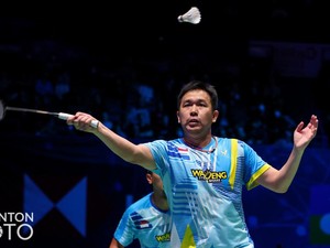 Om Hendra, Foto Bareng Dong!