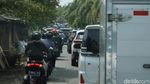 Foto: Jalanan Sekitar Bandara Lombok Menuju Sirkuit Mandalika Macet Pol