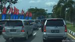 Foto: Jalanan Sekitar Bandara Lombok Menuju Sirkuit Mandalika Macet Pol