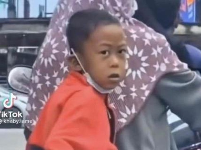 Kamaludin si bocah viral
