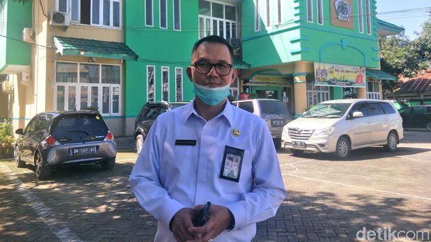Kepala Kemenag Bone Wahyuddin Hakim