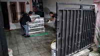 Bakat Giri Subagio mulai terlihat pada umur 17 tahun saat bekerja di salah satu hotel bersama kakaknya. Saat itu dia secara spontan memahat bongkahan es di hotel. Giri juga bisa membuat karya seni memahat dari media makanan seperti mentega, cokelat dan buah - buahan.