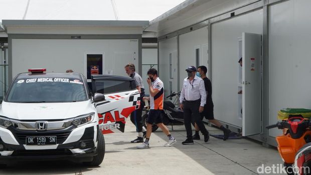 Marc Marquez Crash di Sirkuit Mandalika