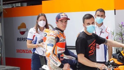 Detik-detik Marc Marquez Dibawa ke RS Usai Terpelanting dari Motor