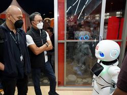 Momen Direksi-Komisaris Telkomsel Jajal Kecepatan 5G di Mandalika