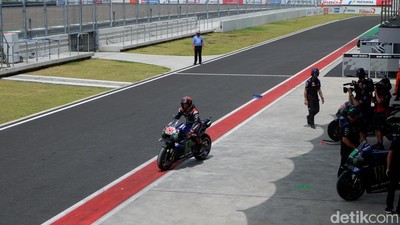 Ragam Kesibukan di Paddock MotoGP