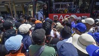 Sebanyak 278 bus khusus gratis disiapkan bagi penonton MotoGP Mandalika yang memiliki tiket.