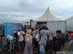Jelang Race MotoGP Mandalika, Penonton Mulai Berdatangan