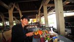 Tak Hanya Jago Balap, Mario Aji Juga Foodies yang Doyan Jajan Angkringan